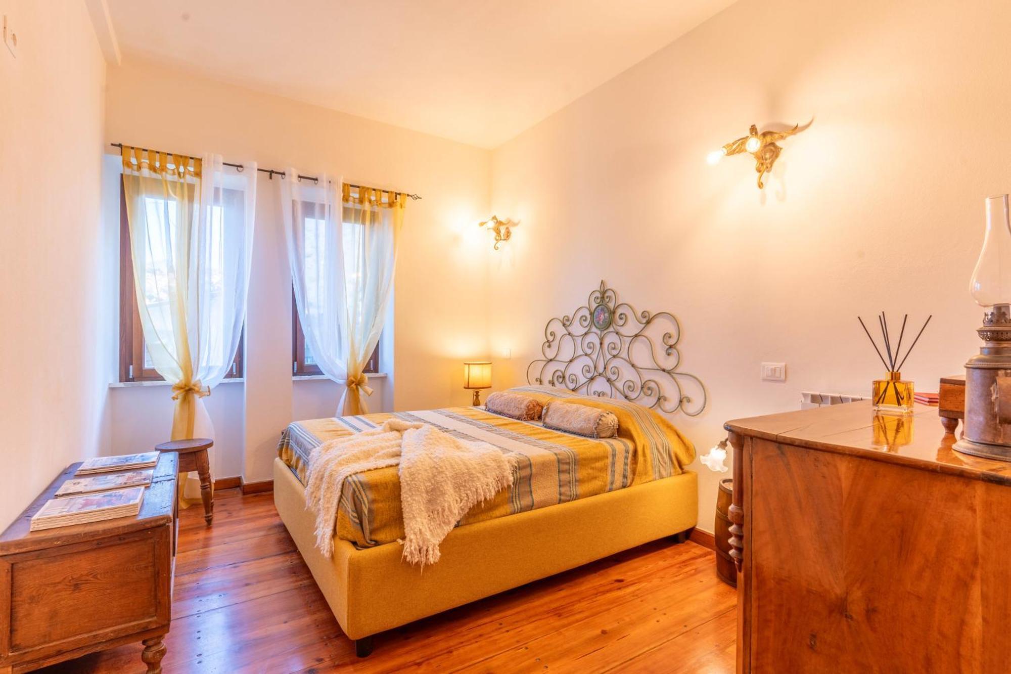 Villa Loris - History & Luxury