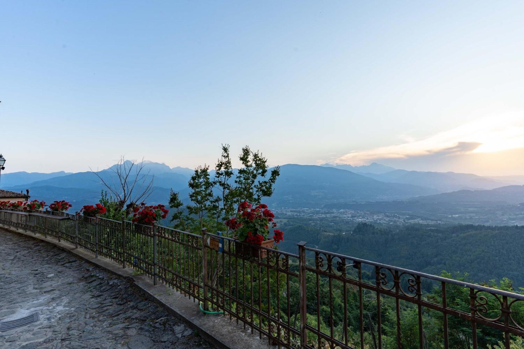 Villa Loris - History & Luxury Pieve Fosciana